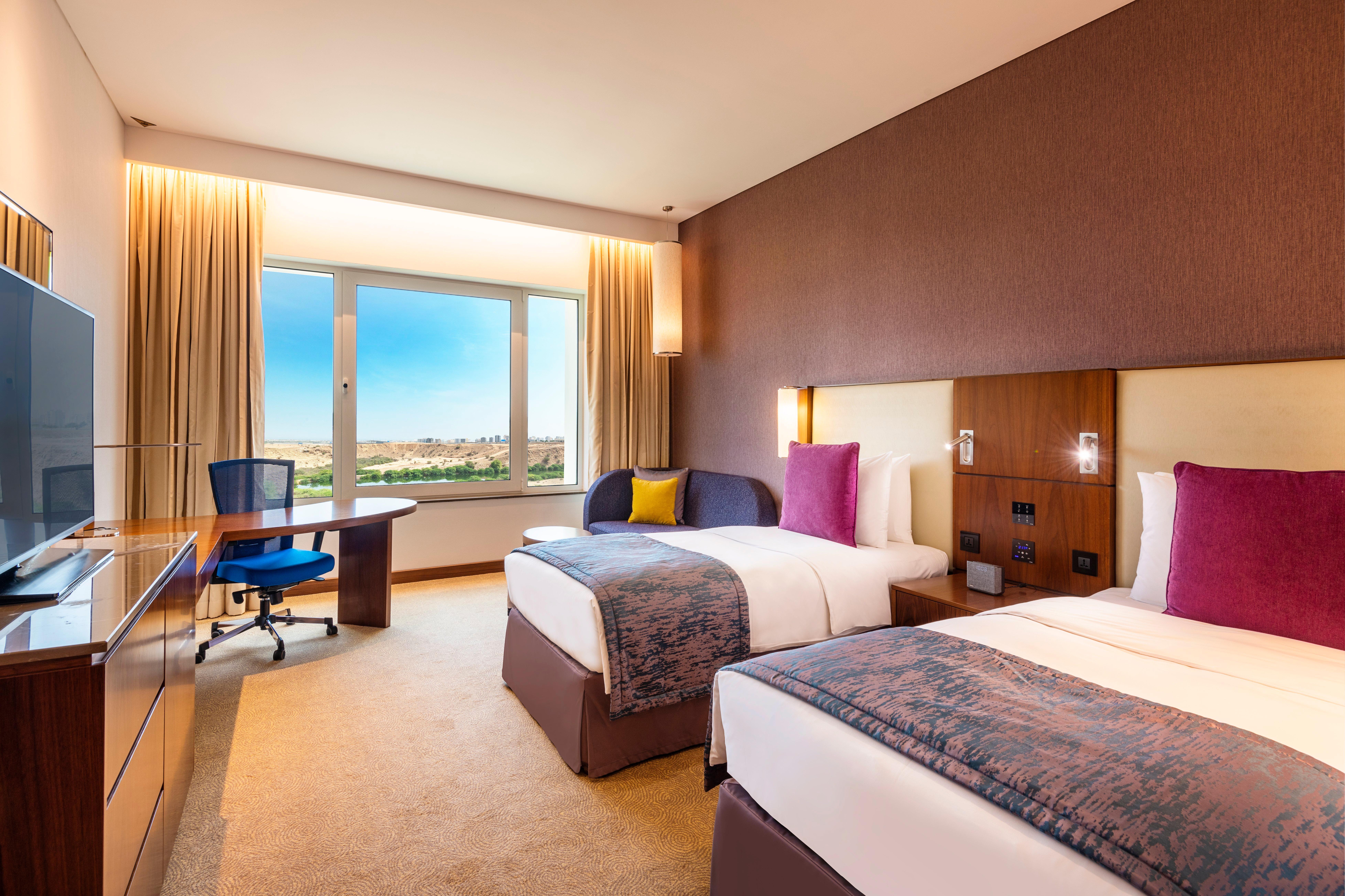 מלון Crowne Plaza Muscat Ocec By Ihg מראה חיצוני תמונה