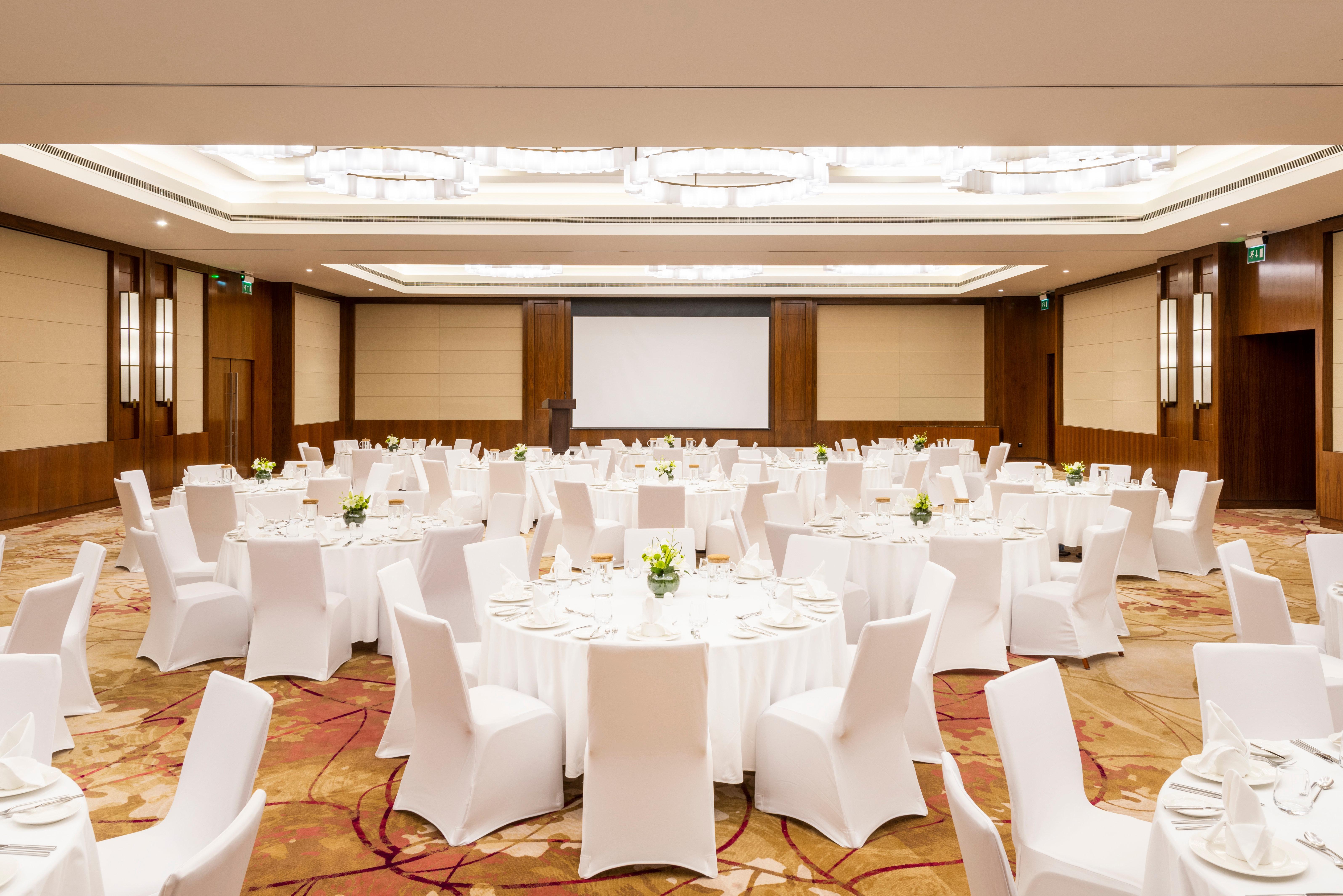 מלון Crowne Plaza Muscat Ocec By Ihg מראה חיצוני תמונה
