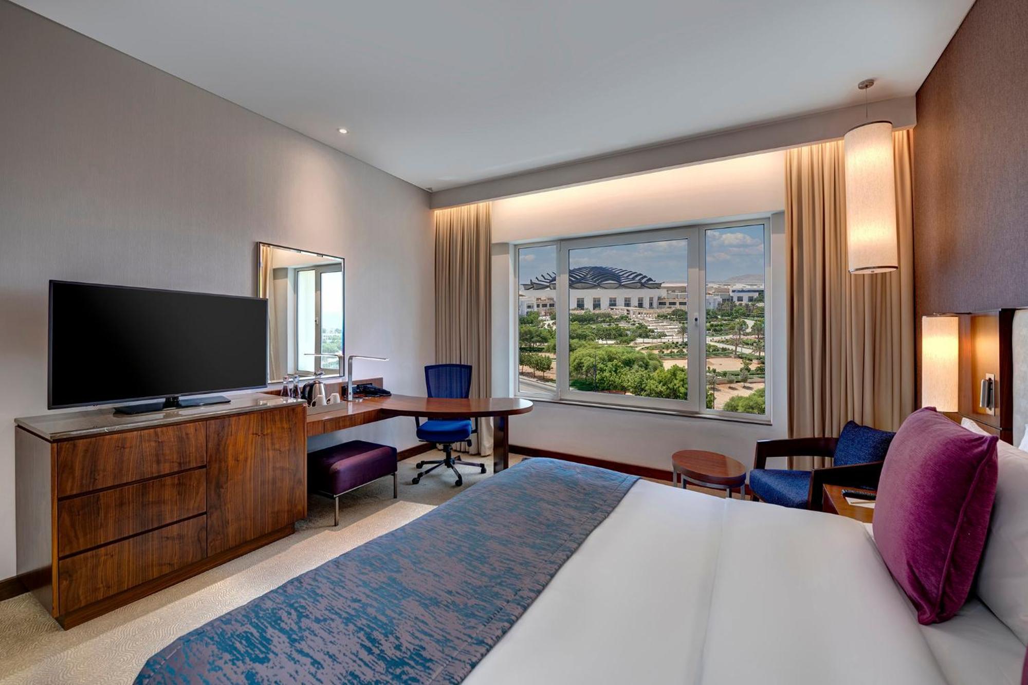 מלון Crowne Plaza Muscat Ocec By Ihg מראה חיצוני תמונה