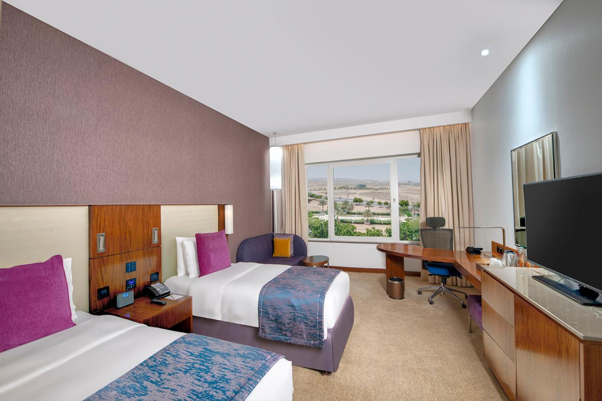 מלון Crowne Plaza Muscat Ocec By Ihg מראה חיצוני תמונה